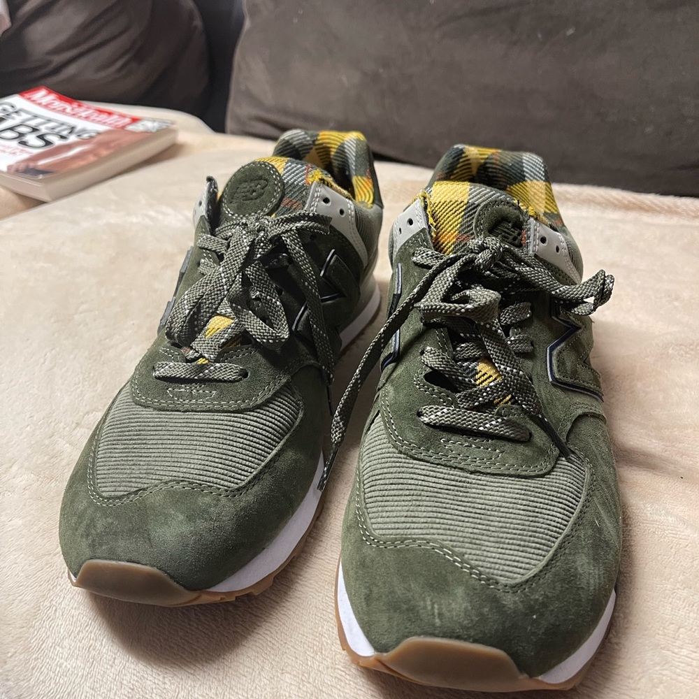 Size 11 New Balance 574 V2 plaid